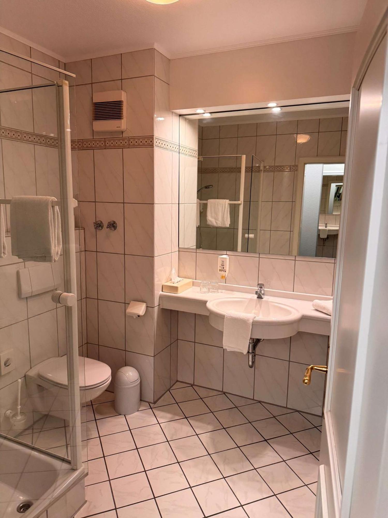 Hotel & Restaurant Schoenau Peine Buitenkant foto